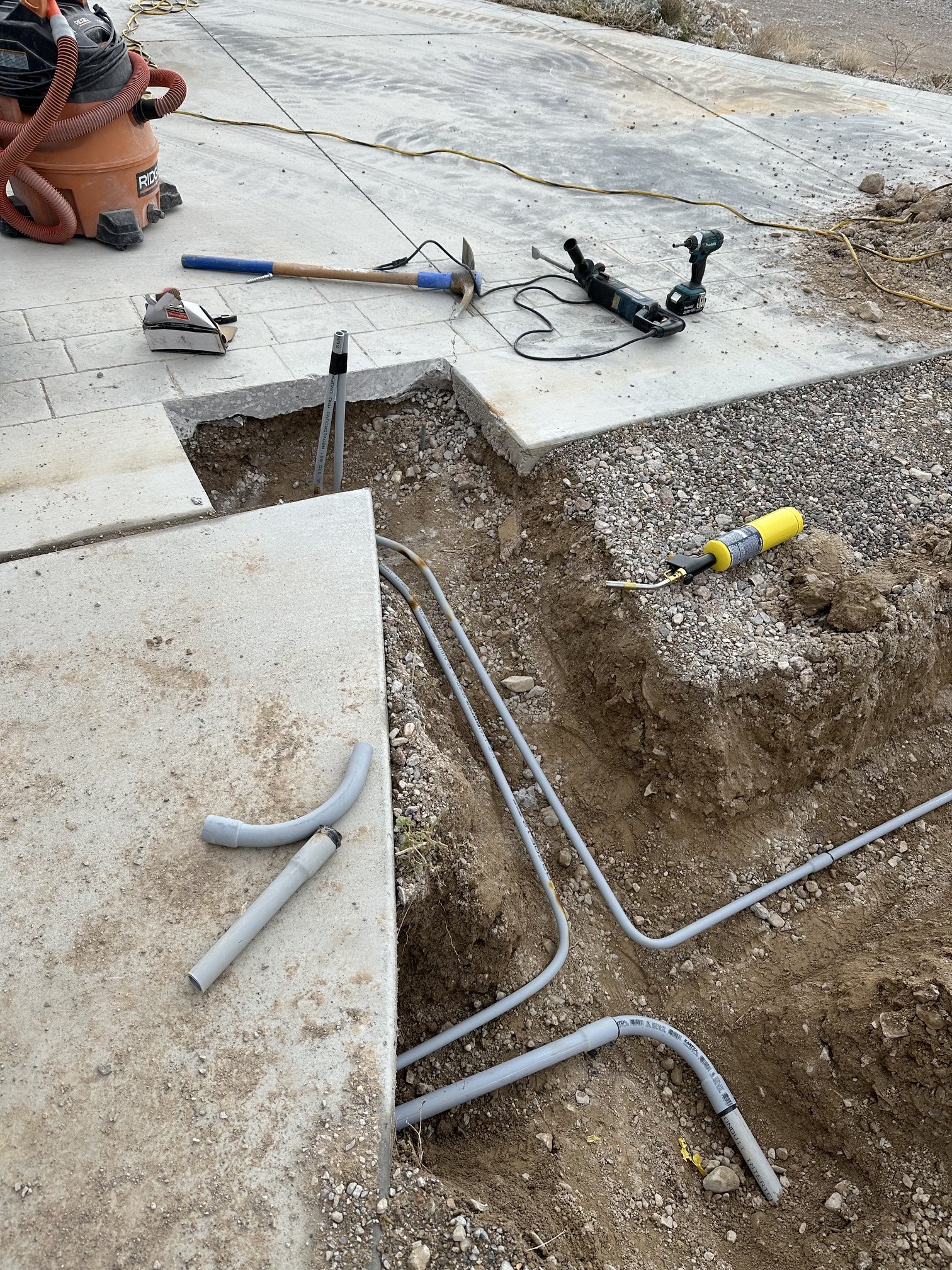 Gate & Electrical Feed Project
